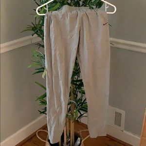 Women’s Nike leggings/joggers